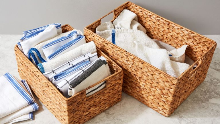 5 Best Laundry Detergent for Kitchen Towels [In 2025]