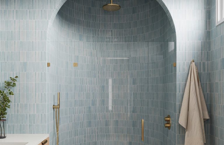 5 Best Towel Color for Gray Bathroom [In 2025]